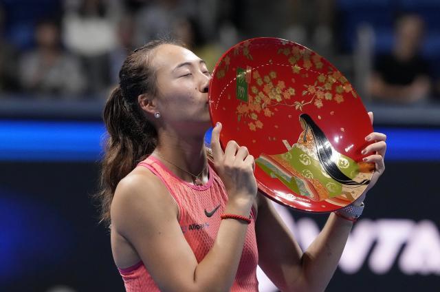 开云体育官网-携冠入场，郑钦文首届总决赛对标李娜？