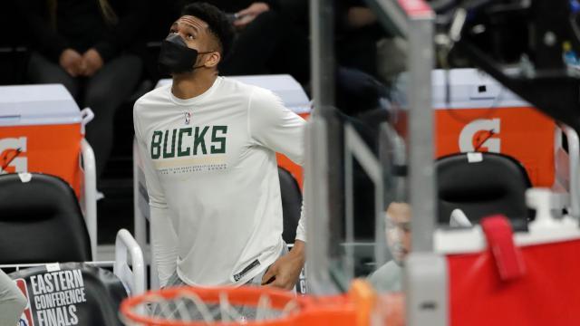 开云体育官网-无缘登场仍是领袖 字母哥因伤缺席仍能帮助球队